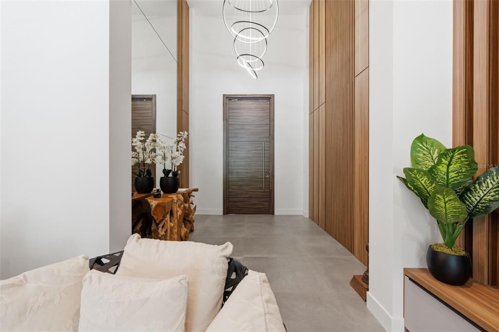 En Venta: $3,575,000 (5 camas, 5 baños, 4414 Pies cuadrados)