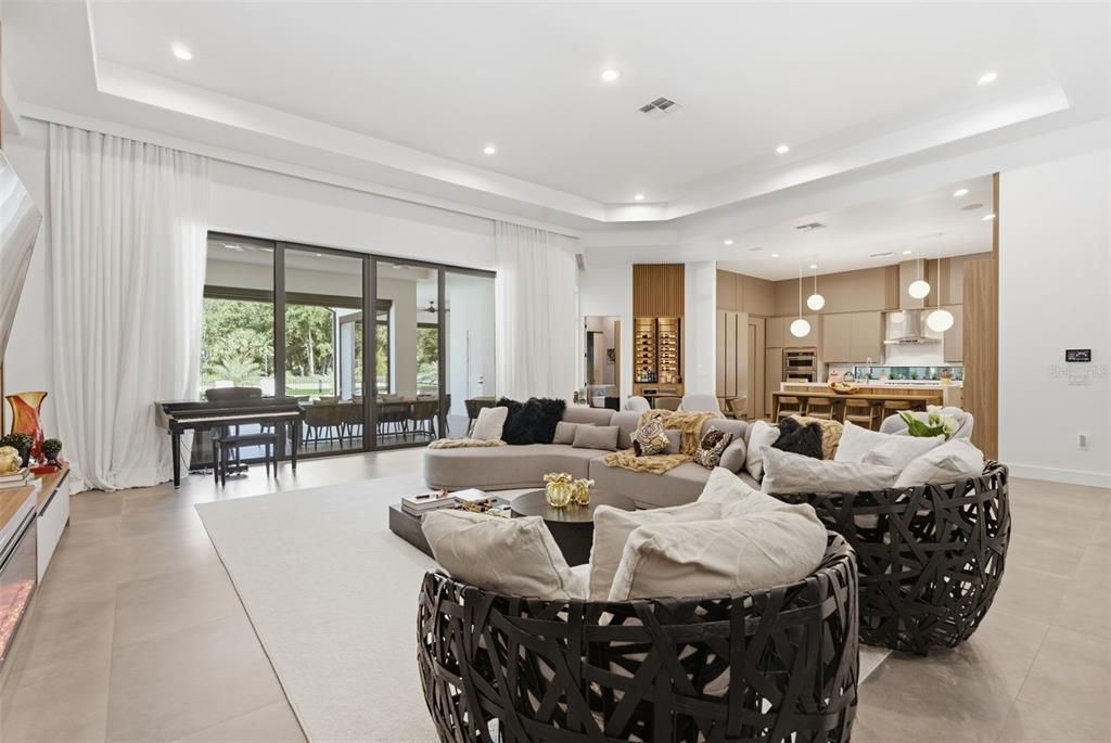 En Venta: $3,575,000 (5 camas, 5 baños, 4414 Pies cuadrados)