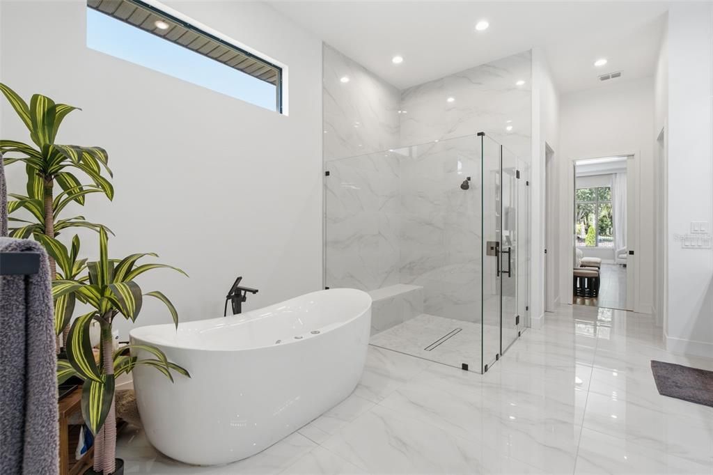En Venta: $3,575,000 (5 camas, 5 baños, 4414 Pies cuadrados)