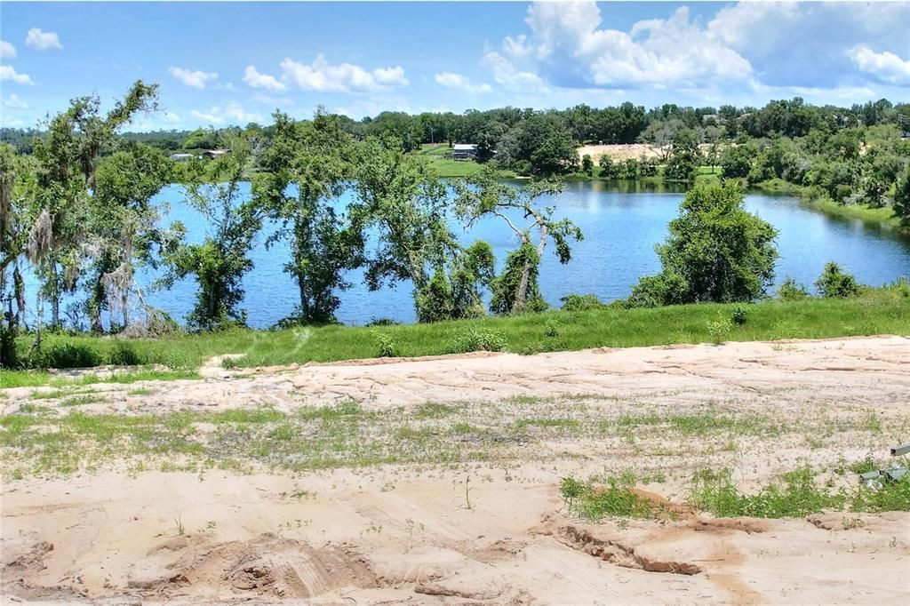 待售: $625,000 (0.29 acres)