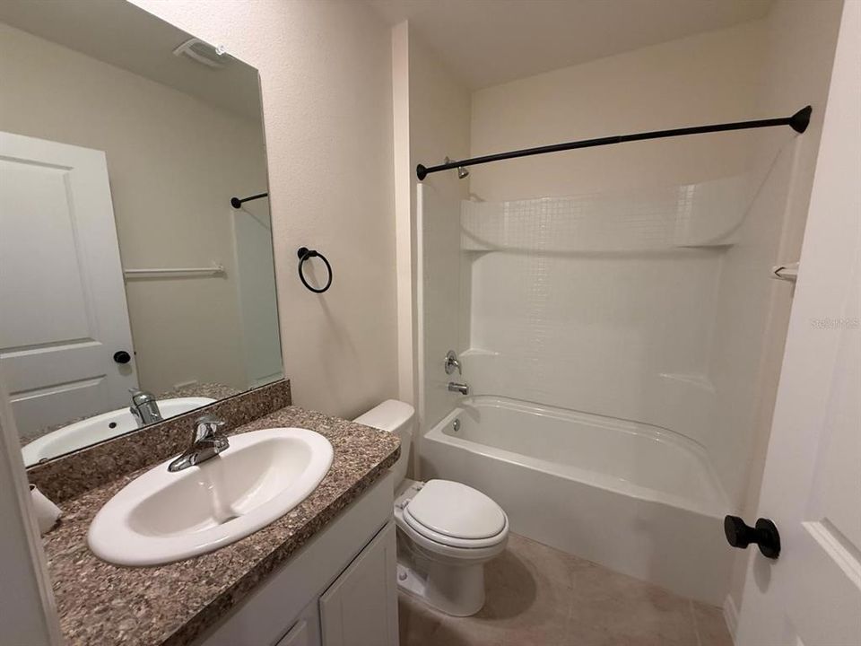 For Rent: $2,299 (3 beds, 2 baths, 1504 Square Feet)