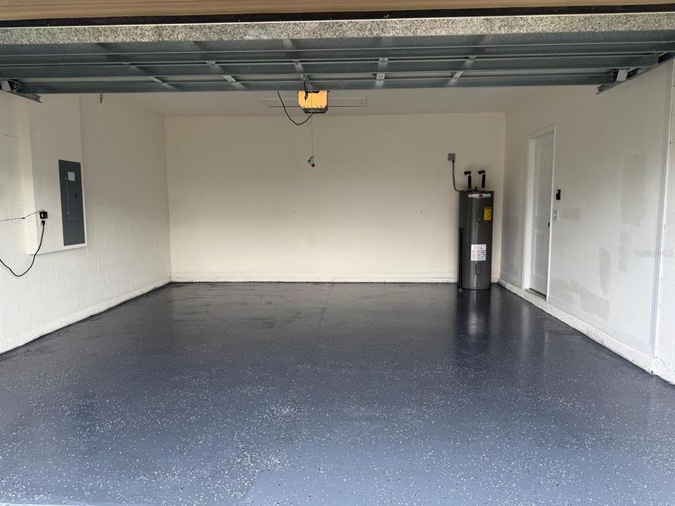 For Rent: $2,299 (3 beds, 2 baths, 1504 Square Feet)