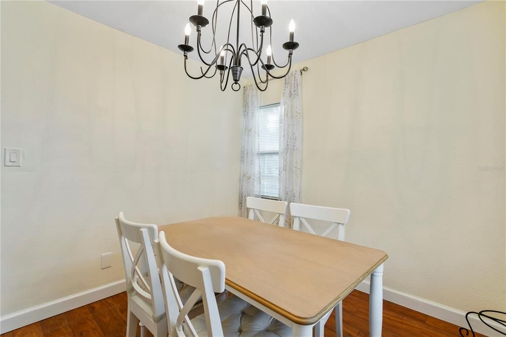 For Rent: $2,400 (4 beds, 2 baths, 1250 Square Feet)