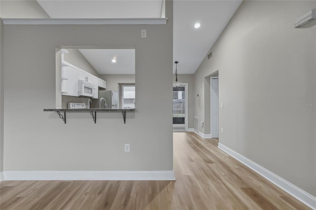 En Venta: $189,900 (3 camas, 2 baños, 1030 Pies cuadrados)