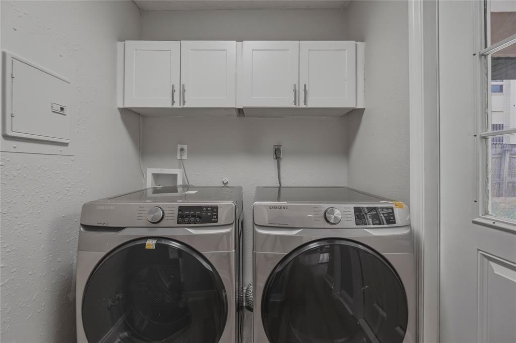 En Venta: $189,900 (3 camas, 2 baños, 1030 Pies cuadrados)