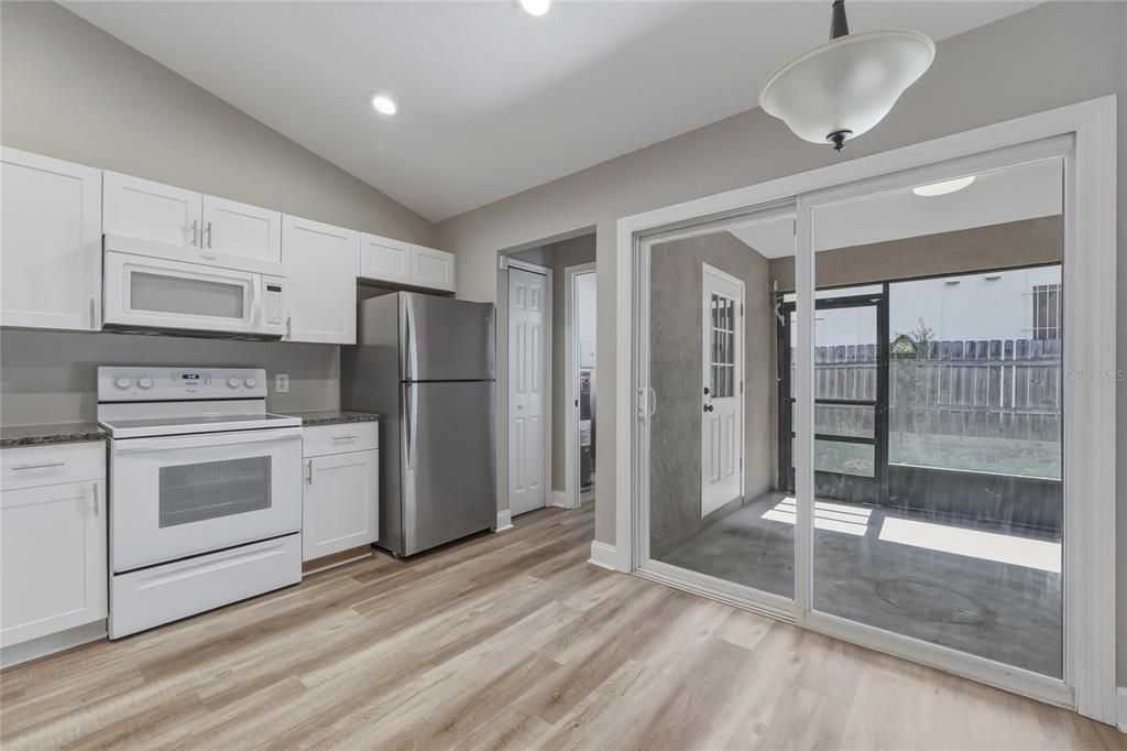 En Venta: $189,900 (3 camas, 2 baños, 1030 Pies cuadrados)