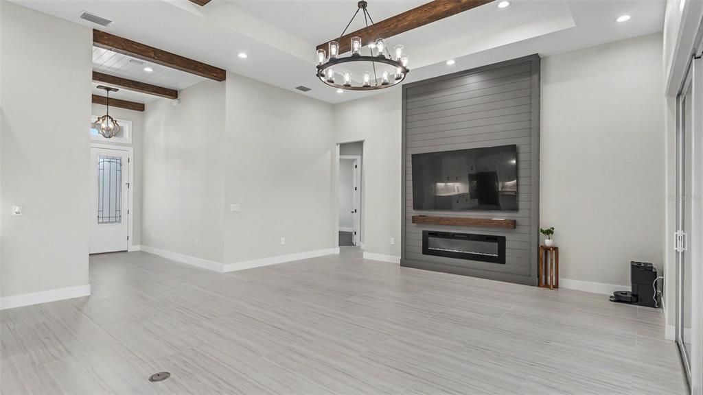 En Venta: $749,900 (4 camas, 3 baños, 2666 Pies cuadrados)