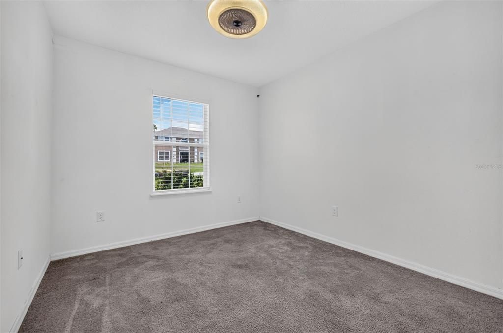 En Venta: $325,000 (4 camas, 2 baños, 1864 Pies cuadrados)