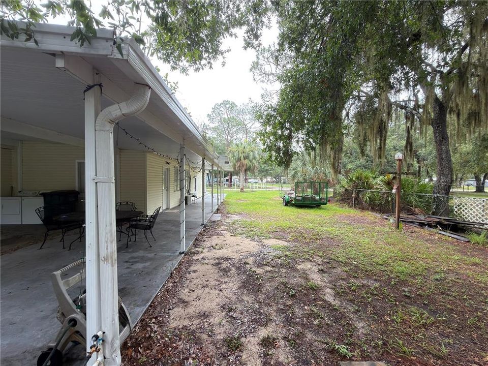 For Sale: $230,000 (3 beds, 2 baths, 1800 Square Feet)