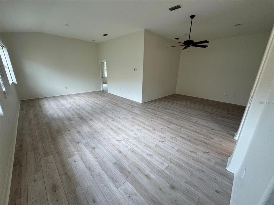 For Rent: $2,000 (2 beds, 2 baths, 1508 Square Feet)