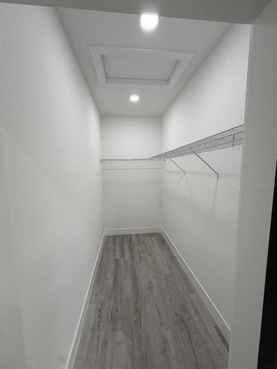 For Sale: $335,000 (4 beds, 2 baths, 1850 Square Feet)
