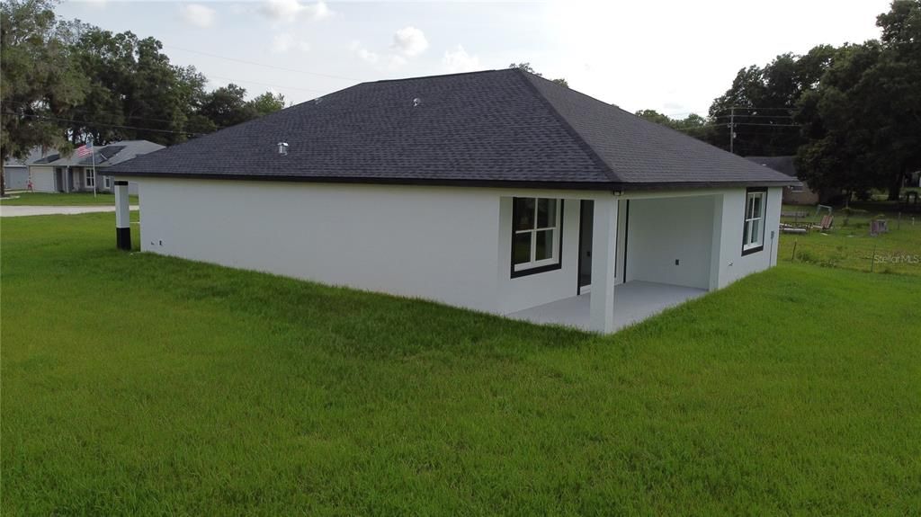 For Sale: $335,000 (4 beds, 2 baths, 1850 Square Feet)