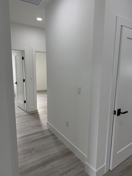 For Sale: $335,000 (4 beds, 2 baths, 1850 Square Feet)