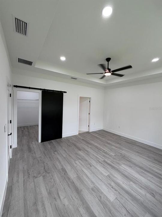 For Sale: $335,000 (4 beds, 2 baths, 1850 Square Feet)