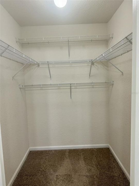 В аренду: $2,400 (3 спален, 2 ванн, 1764 Квадратных фут)