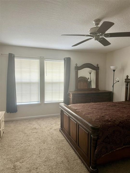 В аренду: $2,400 (3 спален, 2 ванн, 1764 Квадратных фут)