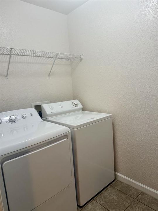 В аренду: $2,400 (3 спален, 2 ванн, 1764 Квадратных фут)