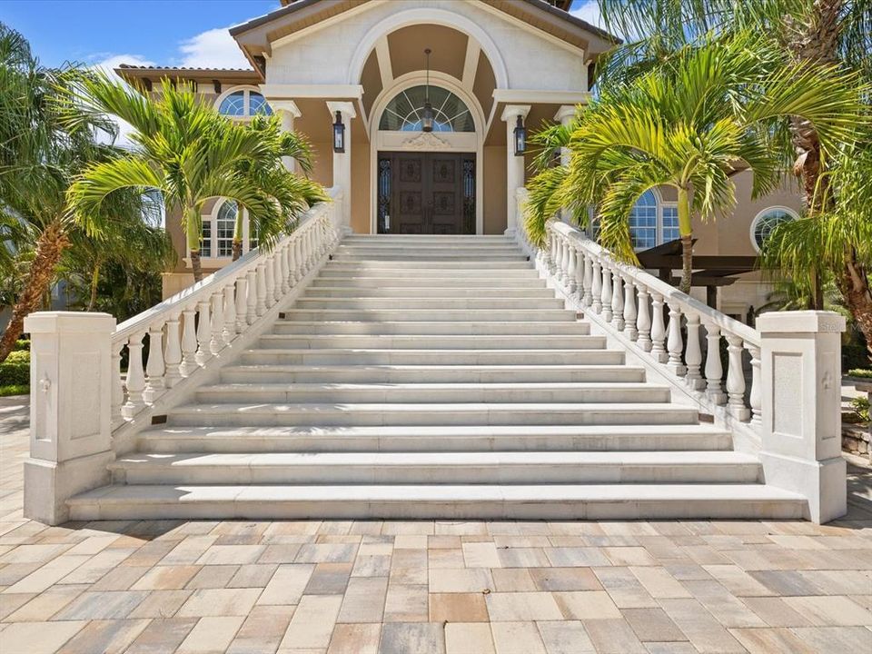 En Venta: $3,950,000 (4 camas, 4 baños, 6111 Pies cuadrados)