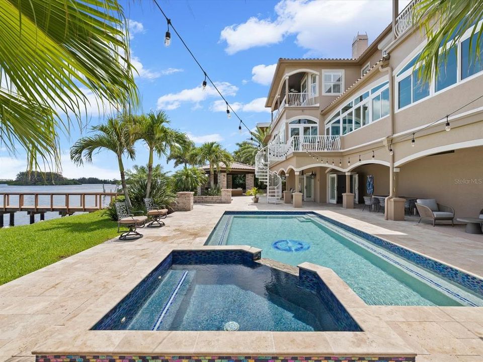 En Venta: $3,950,000 (4 camas, 4 baños, 6111 Pies cuadrados)