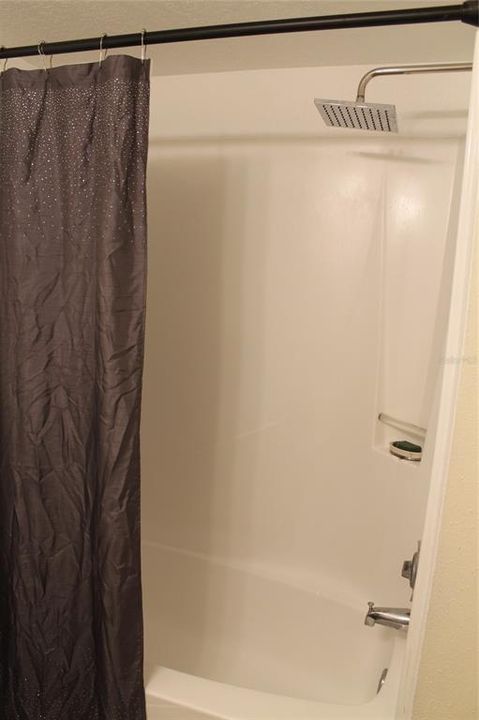 For Sale: $130,000 (2 beds, 2 baths, 992 Square Feet)