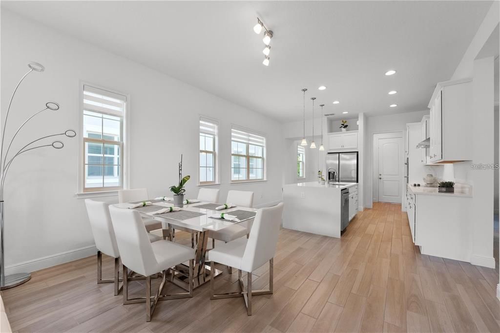For Rent: $3,200 (3 beds, 2 baths, 1617 Square Feet)