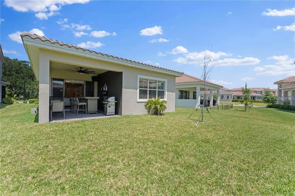 For Rent: $3,200 (3 beds, 2 baths, 1617 Square Feet)