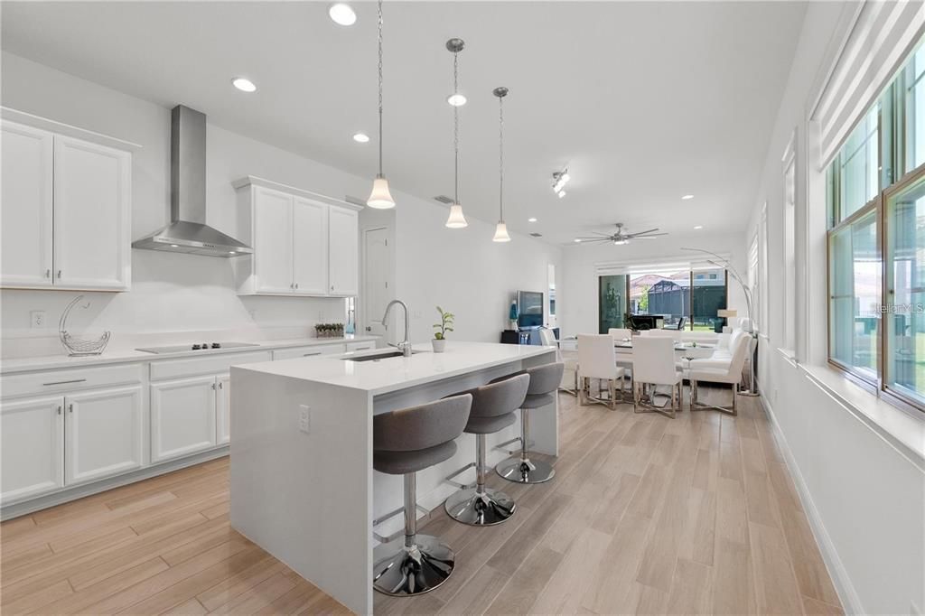 For Rent: $3,200 (3 beds, 2 baths, 1617 Square Feet)