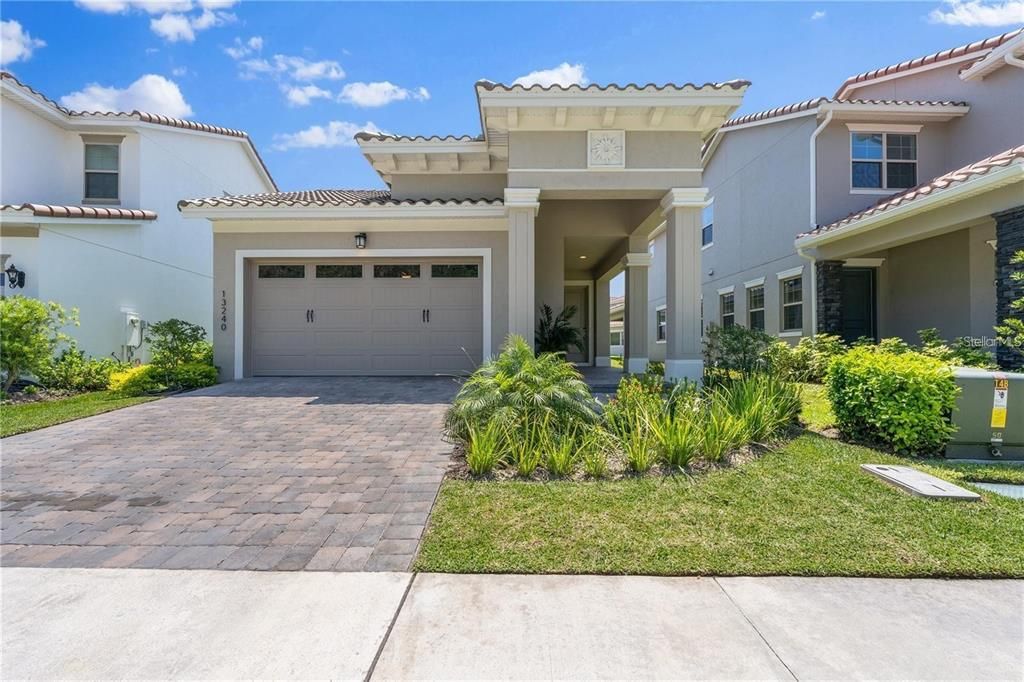 For Rent: $3,200 (3 beds, 2 baths, 1617 Square Feet)