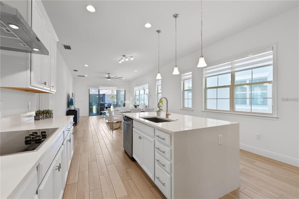 For Rent: $3,200 (3 beds, 2 baths, 1617 Square Feet)