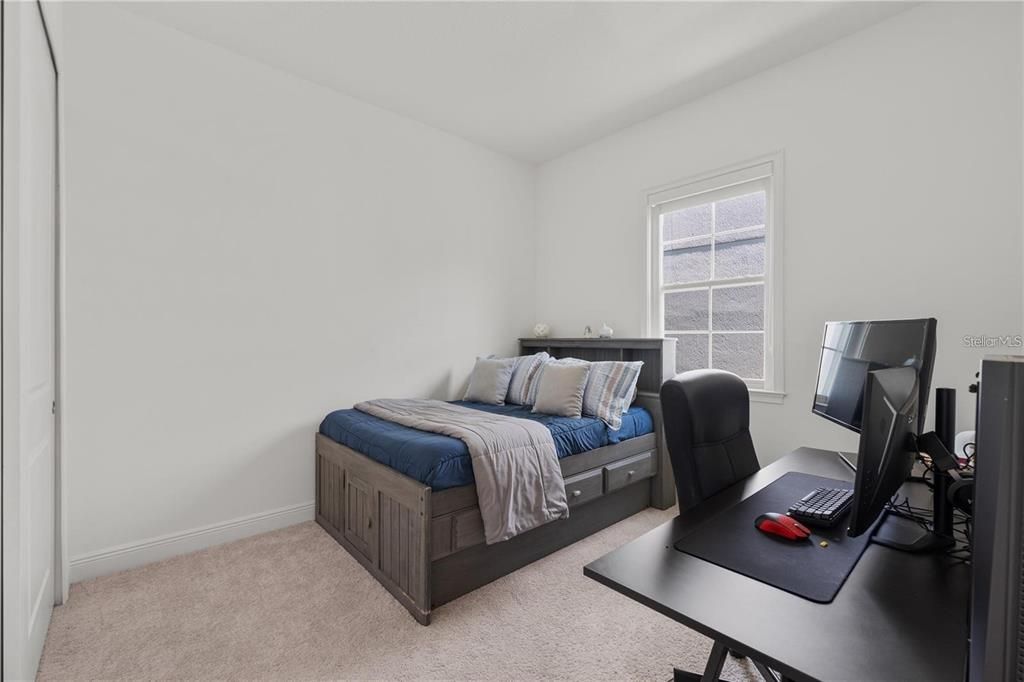 For Rent: $3,200 (3 beds, 2 baths, 1617 Square Feet)