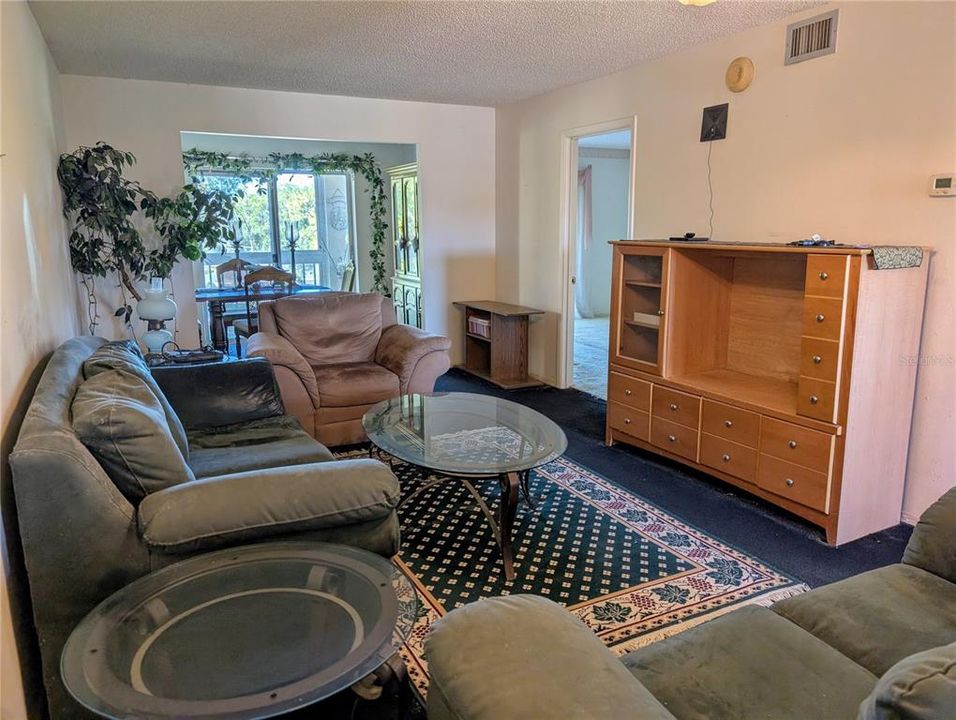 For Sale: $45,000 (2 beds, 1 baths, 960 Square Feet)