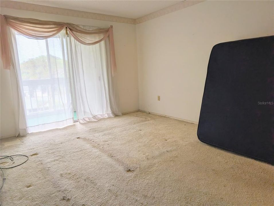 For Sale: $45,000 (2 beds, 1 baths, 960 Square Feet)