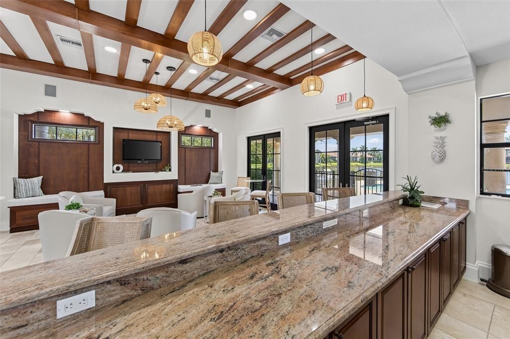 En Venta: $1,250,000 (4 camas, 3 baños, 2311 Pies cuadrados)
