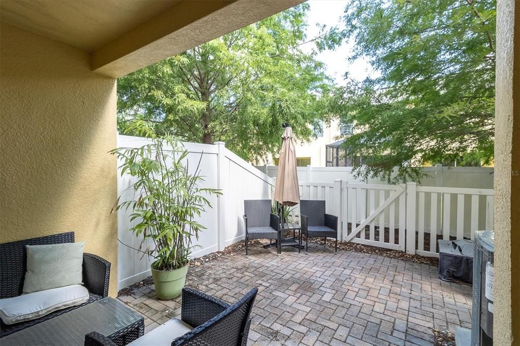 For Sale: $249,000 (2 beds, 2 baths, 1501 Square Feet)