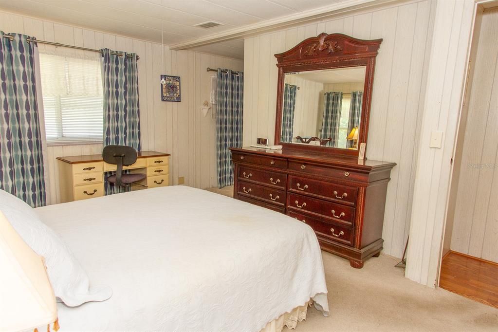For Sale: $118,000 (2 beds, 2 baths, 1248 Square Feet)