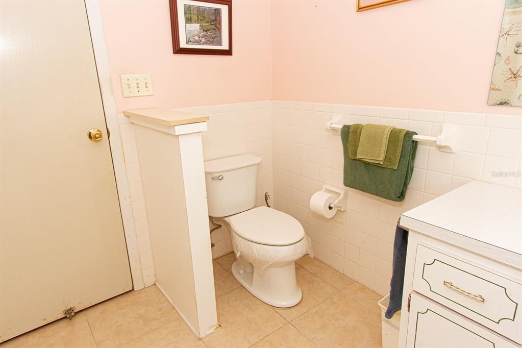 For Sale: $118,000 (2 beds, 2 baths, 1248 Square Feet)