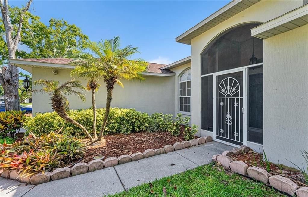 For Rent: $2,200 (3 beds, 2 baths, 1461 Square Feet)