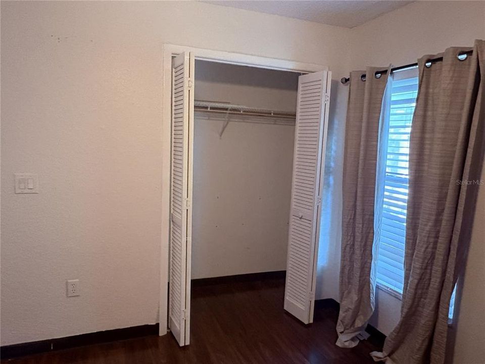 For Rent: $2,200 (3 beds, 2 baths, 1461 Square Feet)