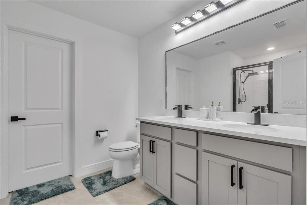 For Sale: $525,000 (4 beds, 3 baths, 2200 Square Feet)