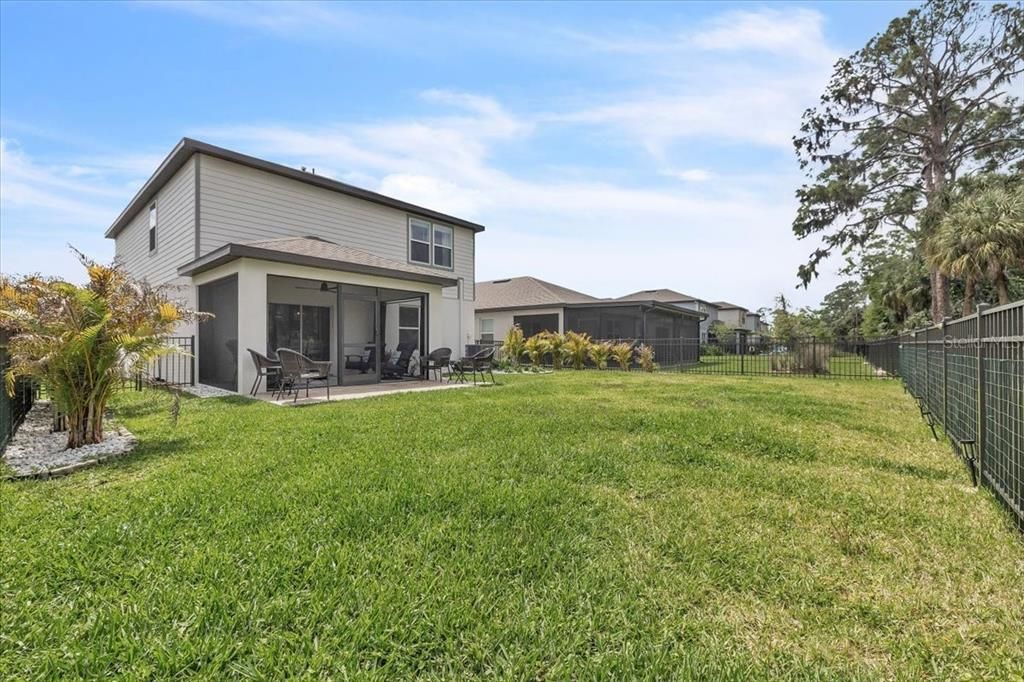 For Sale: $525,000 (4 beds, 3 baths, 2200 Square Feet)