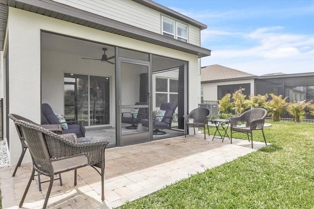 For Sale: $525,000 (4 beds, 3 baths, 2200 Square Feet)