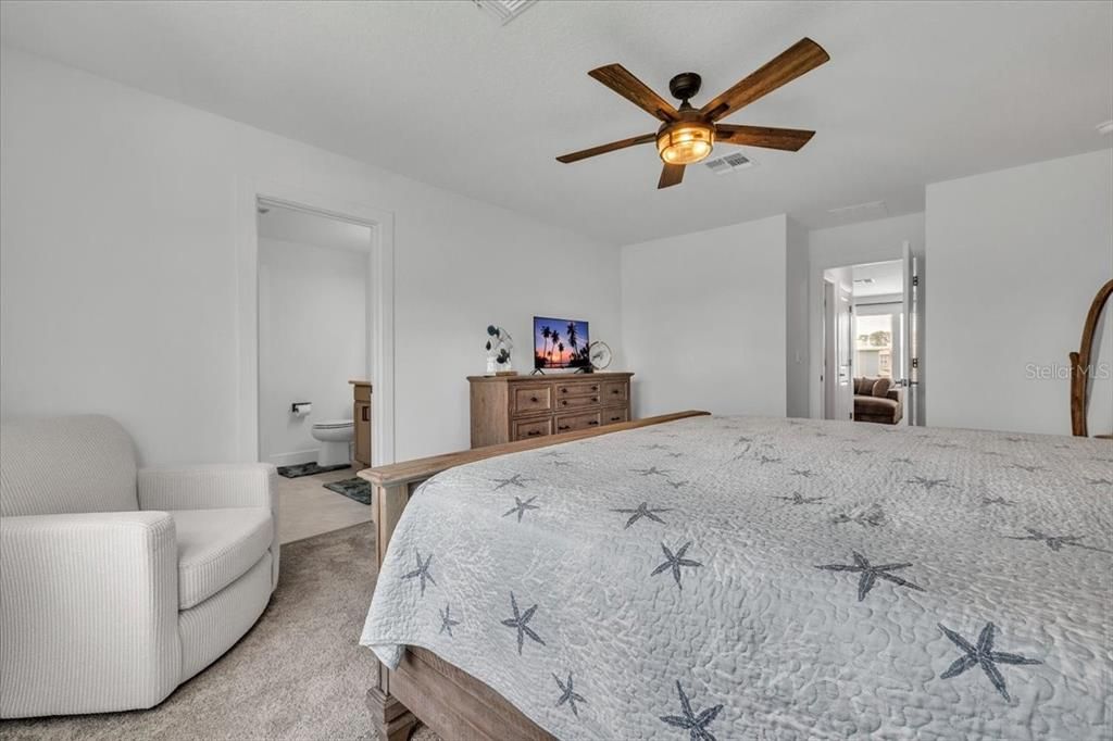 For Sale: $525,000 (4 beds, 3 baths, 2200 Square Feet)