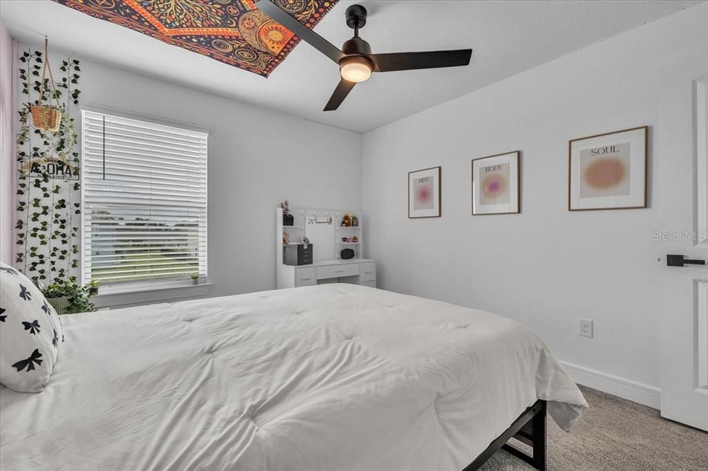 For Sale: $525,000 (4 beds, 3 baths, 2200 Square Feet)