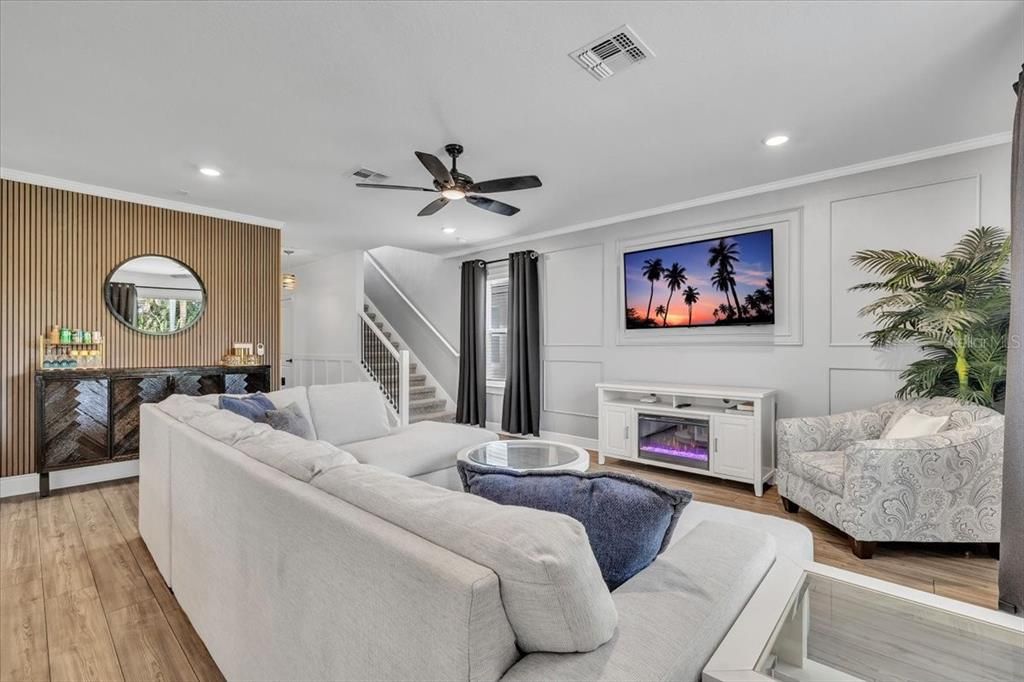 For Sale: $525,000 (4 beds, 3 baths, 2200 Square Feet)