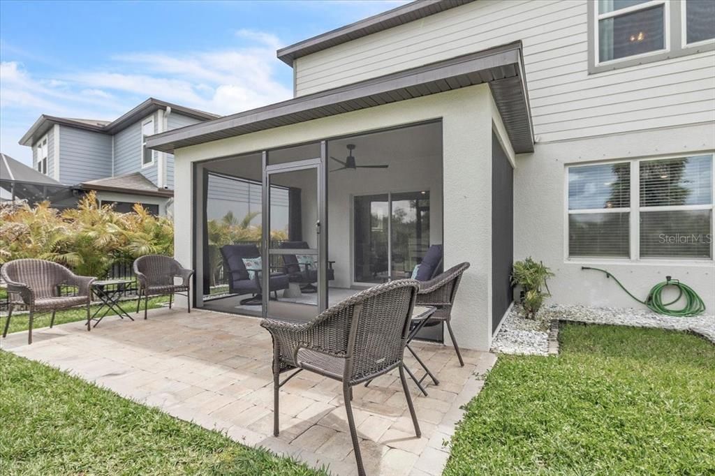 For Sale: $525,000 (4 beds, 3 baths, 2200 Square Feet)
