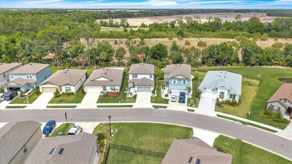 For Sale: $525,000 (4 beds, 3 baths, 2200 Square Feet)