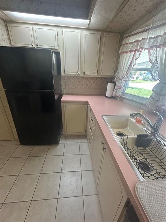 For Sale: $153,000 (2 beds, 2 baths, 1232 Square Feet)