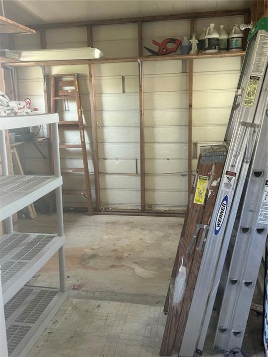 For Sale: $153,000 (2 beds, 2 baths, 1232 Square Feet)