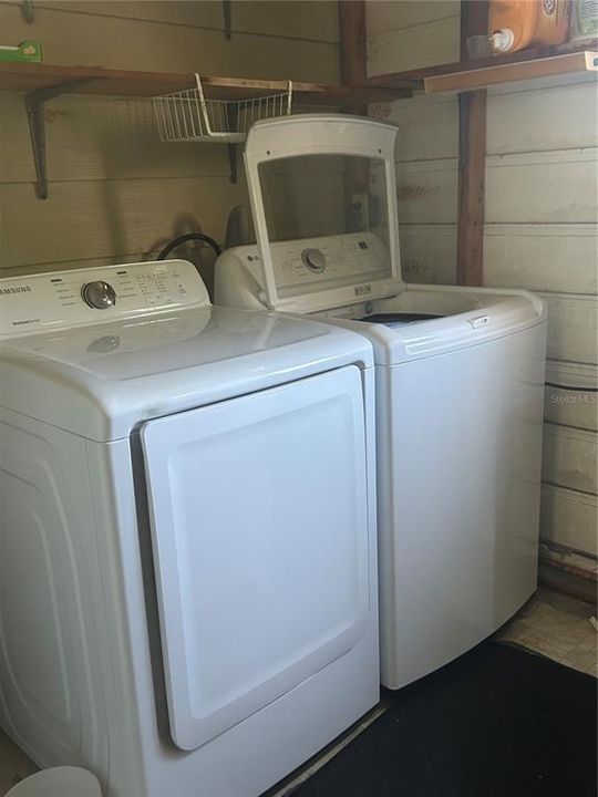 For Sale: $153,000 (2 beds, 2 baths, 1232 Square Feet)