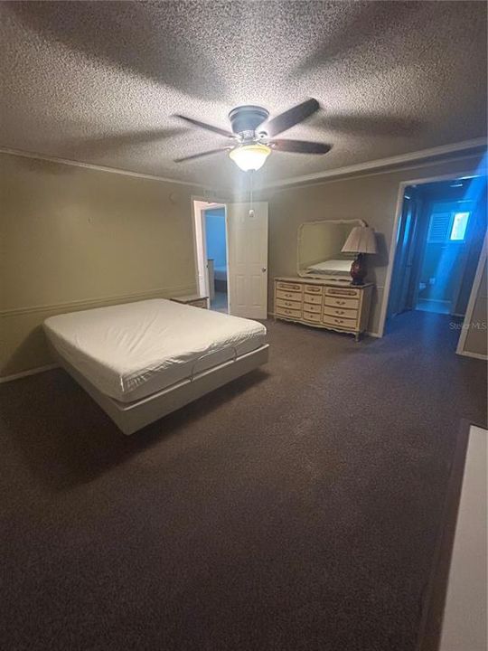 For Sale: $153,000 (2 beds, 2 baths, 1232 Square Feet)